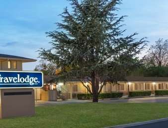 Travelodge By Wyndham Santa Rosa Wine Country Room photo